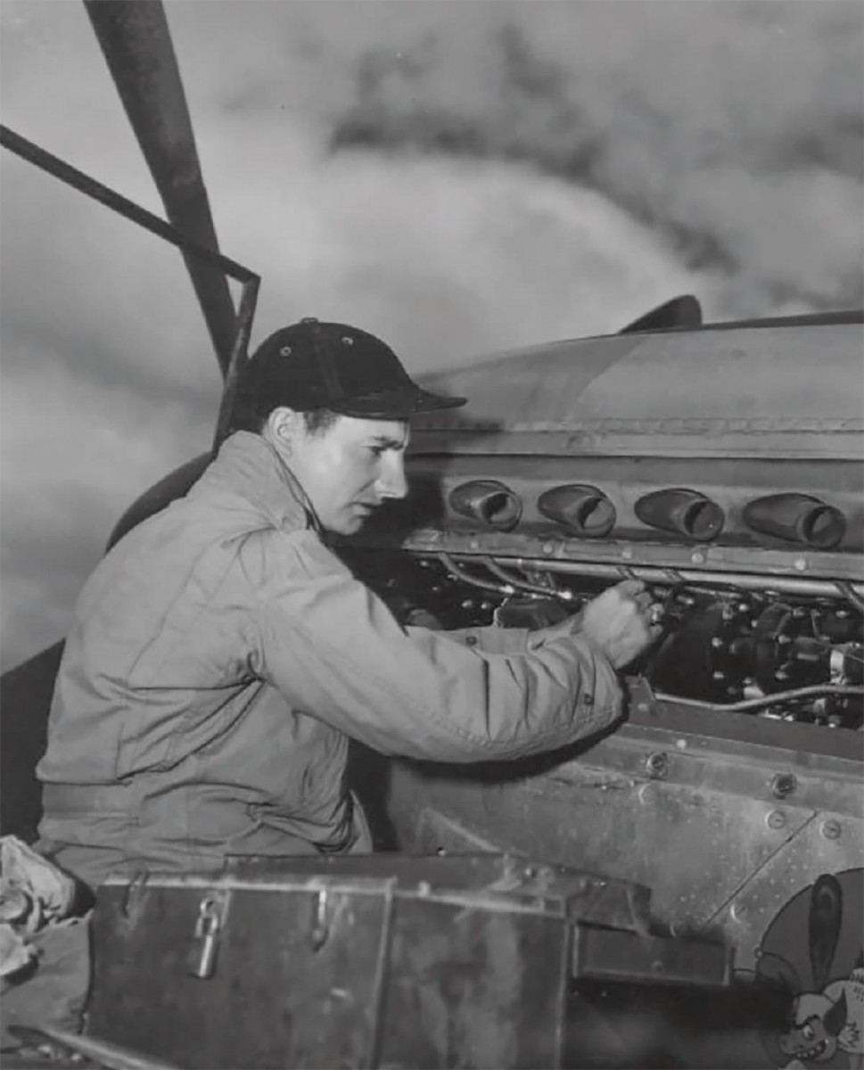 米軍ガンカメラが映した硫黄島、80年経っても帰れない島民 | スマート