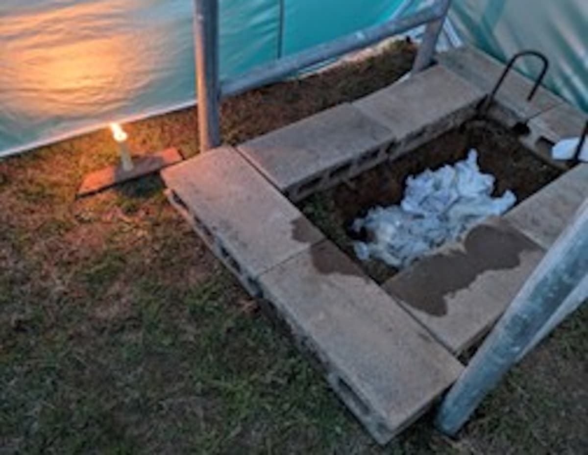 避難所のトイレ