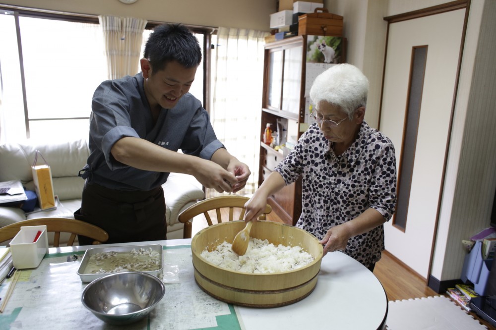 お祝い事にぴったり！家庭でつくれる郷土寿司の魅力